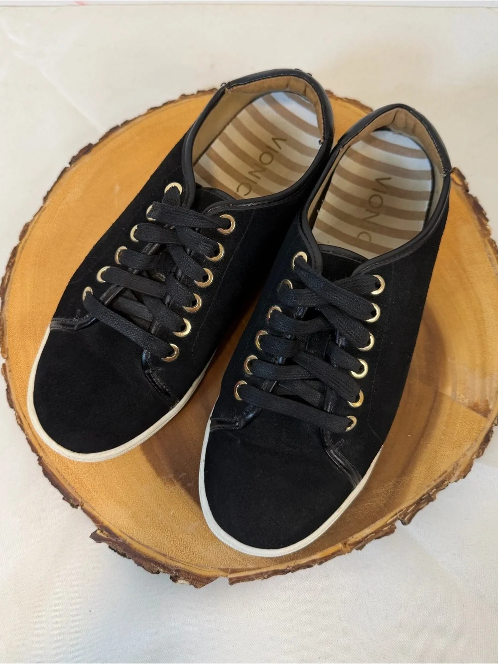 Vionic Brinley sneakers black suede Lace Up Comfort Arch Women’s Size 6.5 - Picture 1 of 9